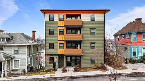 126 College Ave Photo 1