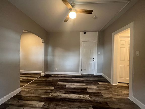 2nd image of 1856 Lincoln St #10