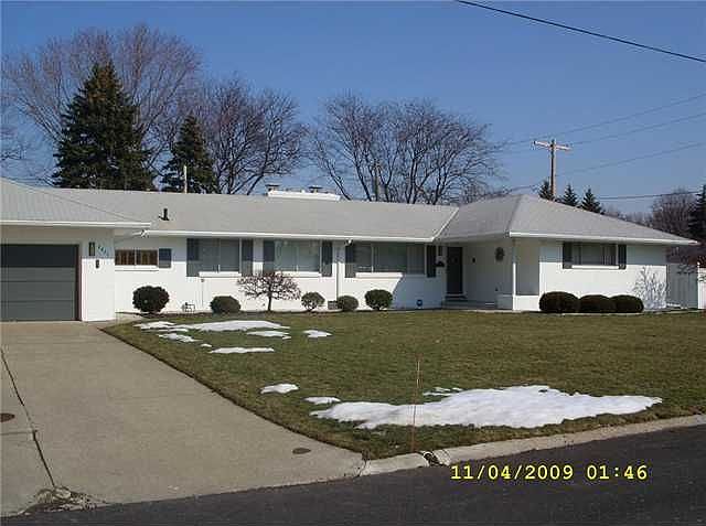 1st image of 2827 Eastmoreland Dr