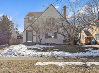 132 Honeoye St SW, Wyoming, MI 49548