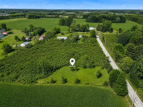 2707 N 48th Ave, Mears, MI 49436