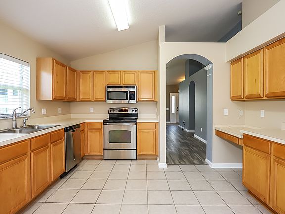 2nd image of 12333 Cedarfield Dr