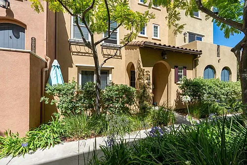2656 Escala Cir Photo 1