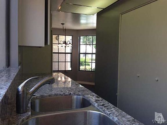 3rd image of 2371 Placita