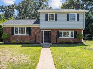 2075 Woodmont Dr, North Chesterfield, VA 23235