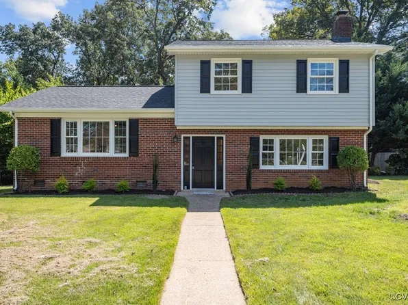 2075 Woodmont Dr, North Chesterfield, VA 23235