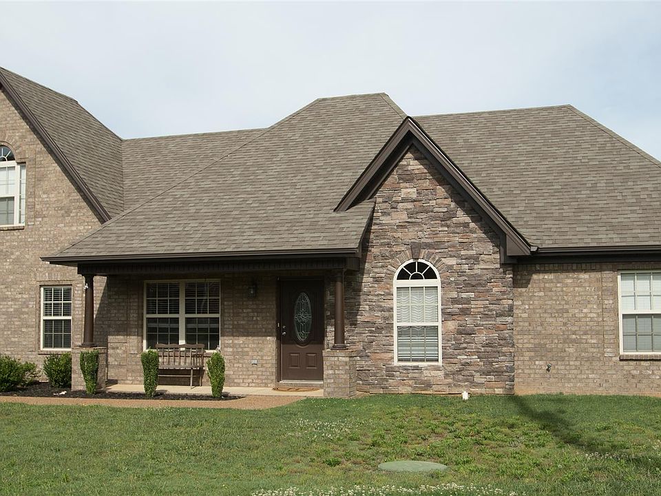1st image of 127 Tioga Ct