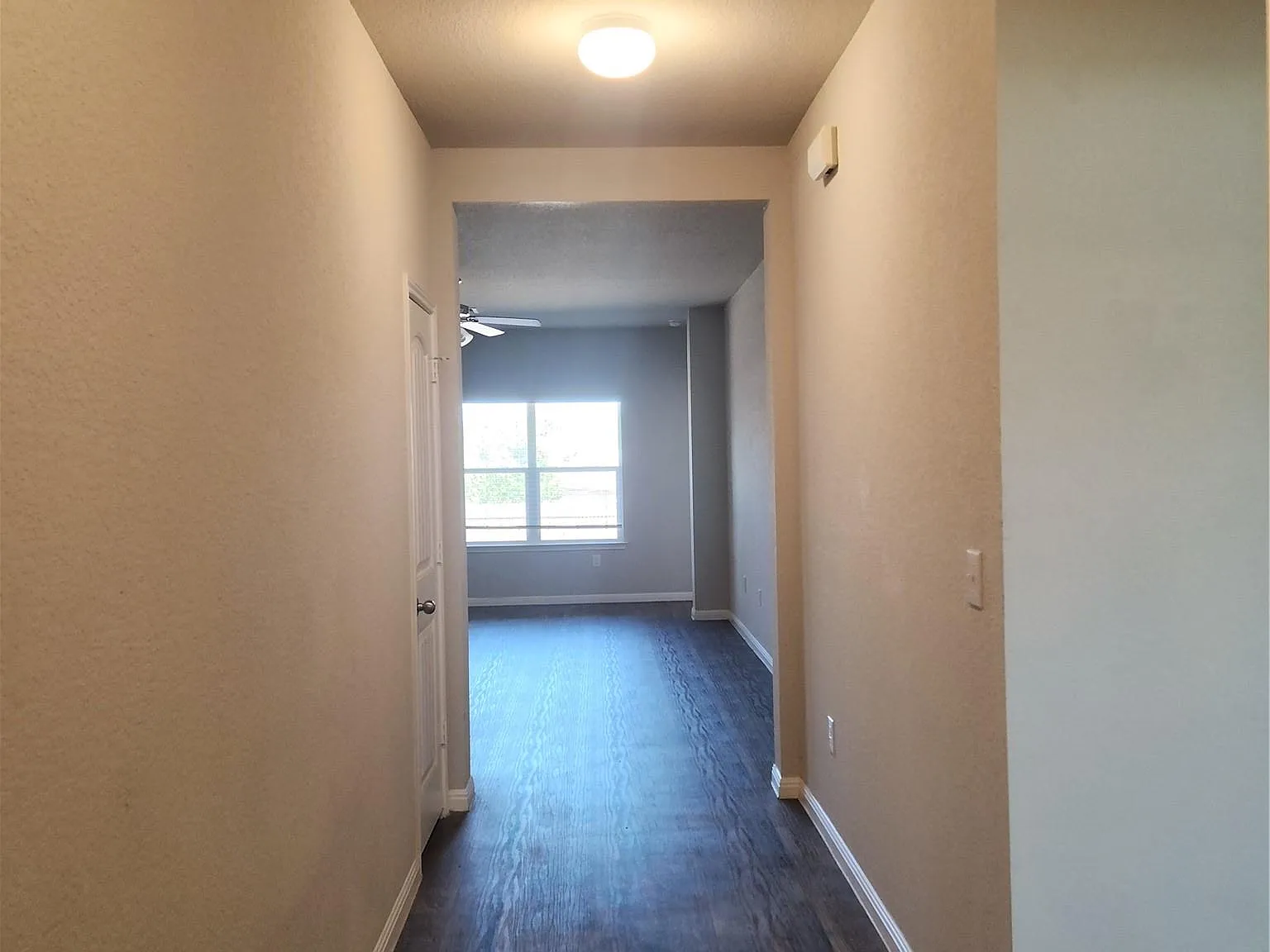 3 bed, 2.0 bath, 1508 sqft, $1,950 — Photo 2