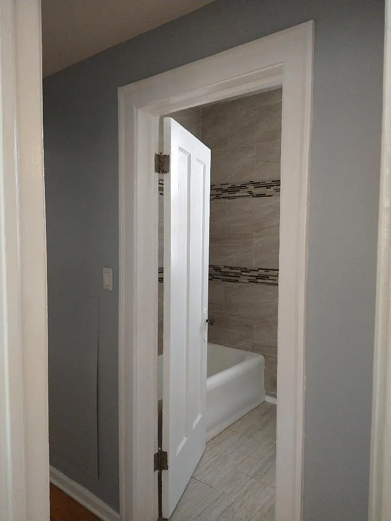 3 bed, 1200 sqft, $1,600 — Photo 3