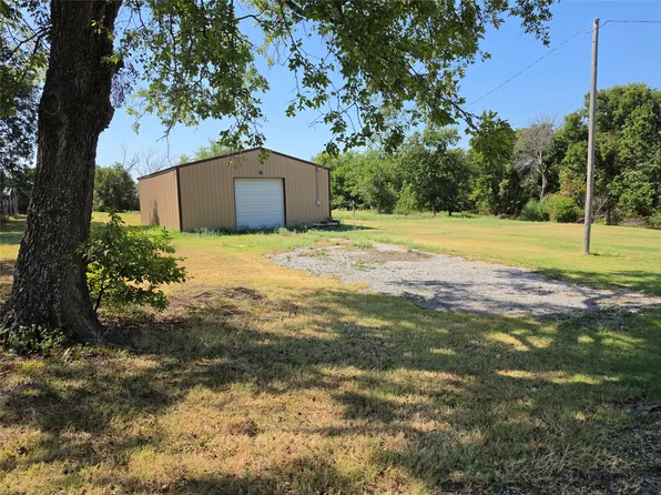 201 S 7th St, Stratford, OK 74872