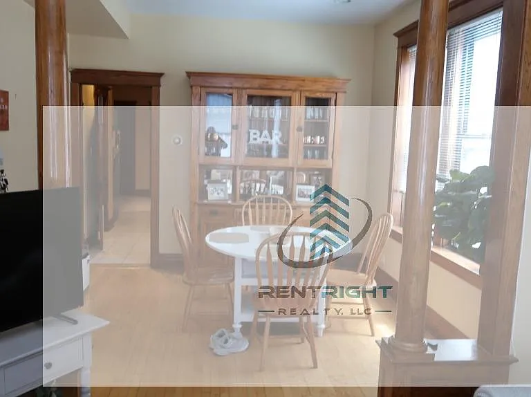 1353 N Ashland Ave #3F — Photo 2