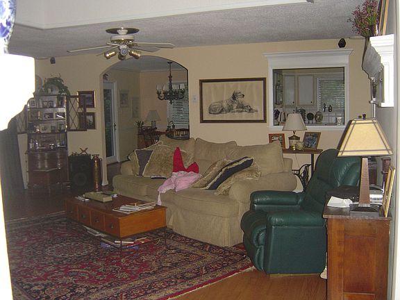 5th image of 37 Heritage Dr