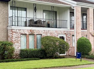1311 Town Cir #4, Baytown, TX 77520