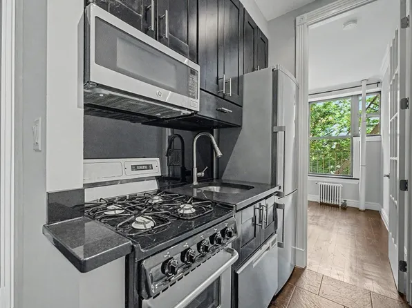 221 Mott Street image 1 of 8