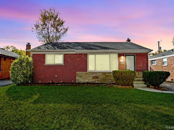 13711 Courtland St, Oak Park, MI 48237