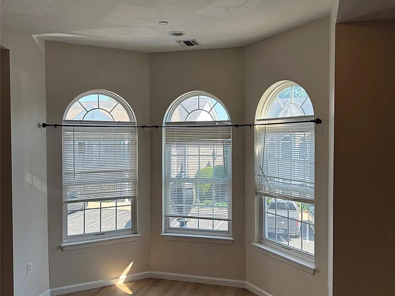 12 Jacqueline Way #12 — Photo 5