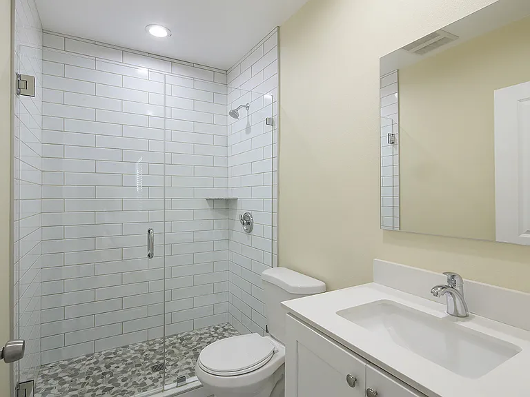 2131-2133 S Cloverdale Ave #ADU — Photo 10