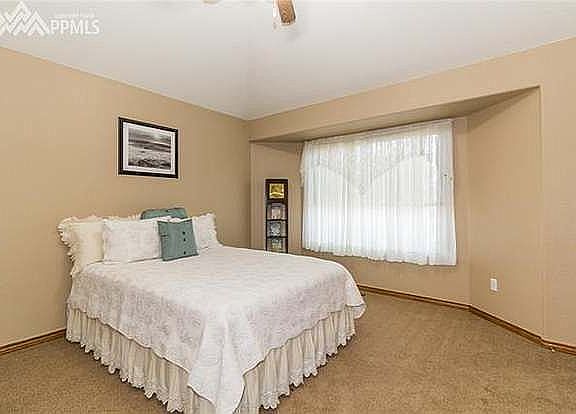 5th image of 9045 Salford Ln