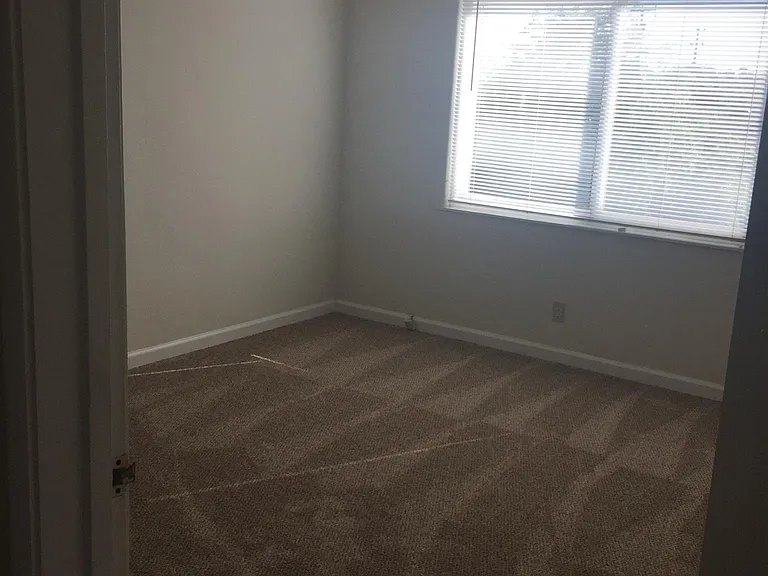 1482 Santa Rosa St — Photo 7
