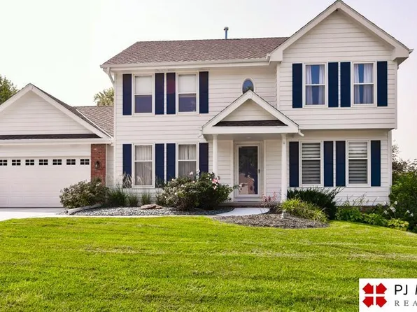 15817 N Cir, Omaha, NE 68135