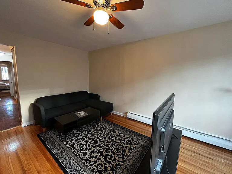 3540 Bronxwood Ave #1 — Photo 16