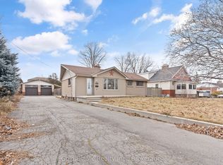 298 Barton St, Hamilton, ON L8E2K6