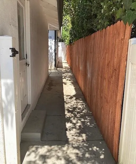 1630 N Santa Anita Ave #B — Photo 10