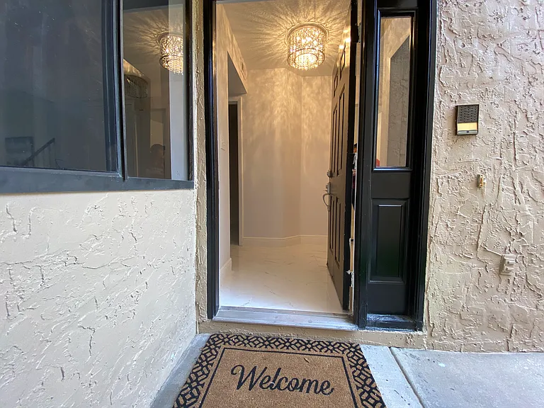 6246 Peregrine Ct — Photo 5