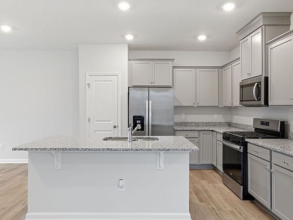 Grisham 5 - Plenty of Prep Space in this Cozy Kitchen