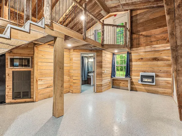 20619 Wade Rd, Springdale, AR 72764