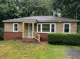 1883 Selwyn Dr, Decatur, GA 30035