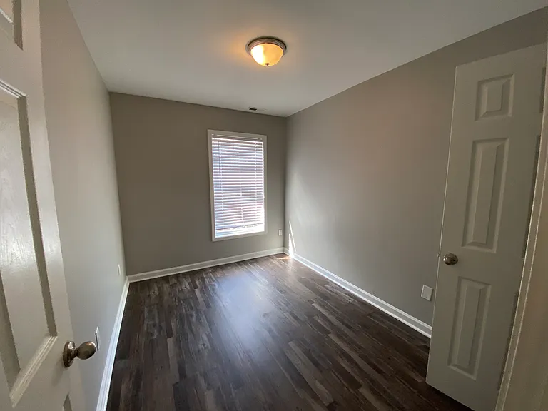 505 Avent Ferry Rd — Photo 11