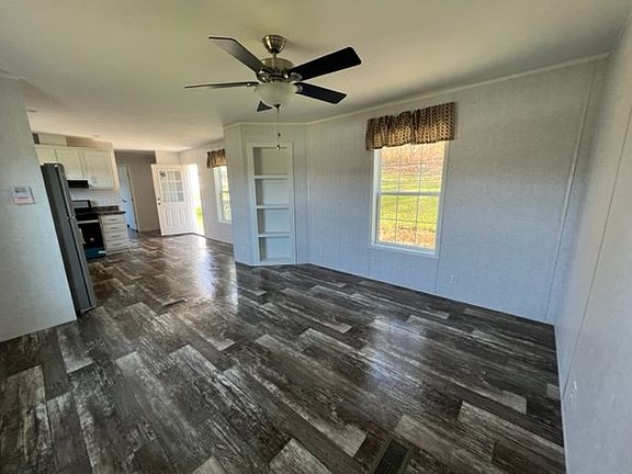 4th image of LOT 4 E Delmar Mdws