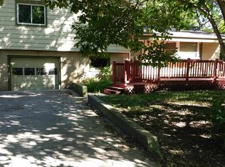 2517 Sunshine Ln, Beloit, WI 53511