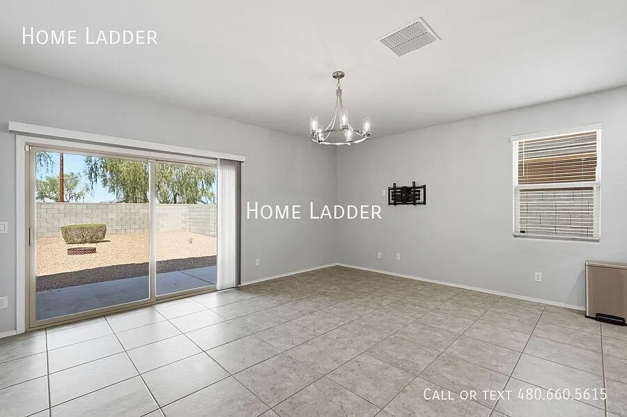Move-in Ready Maricopa 3 Bed Home - Sorrento Community — Photo 3