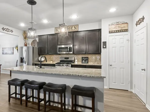 3519 Topango Dr, Pasadena, TX 77504