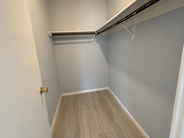 1450 Herschend Ln — Photo 27