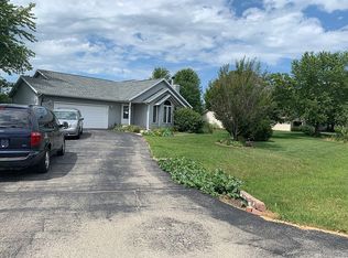 12690 Bellmawr Ln, Roscoe, IL 61073