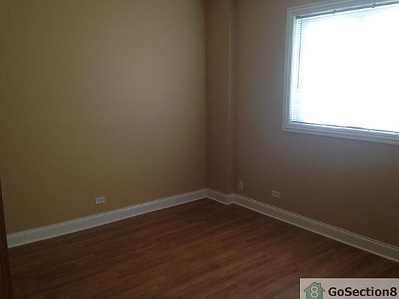 4th image of 1544 S Kedvale Ave
