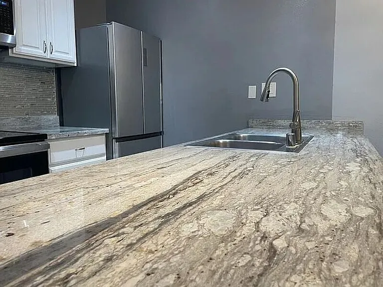 8324 Regents Rd #1B — Photo 3