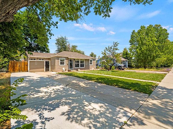 2nd image of 4841 E Missouri Ave