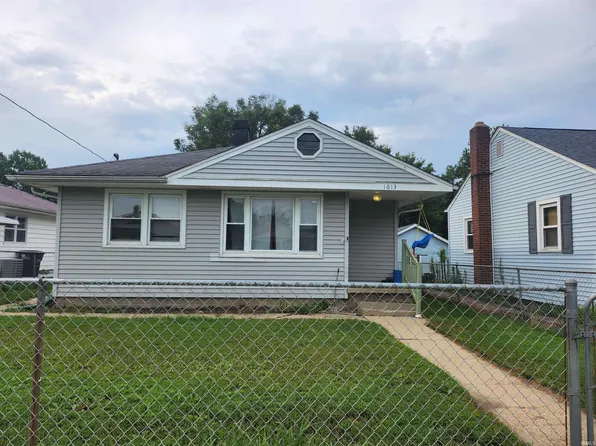 1613 E Washington St, Frankfort, IN 46041