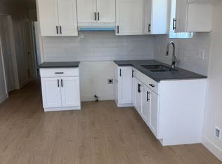 1243 1/2 W 41st Pl, Los Angeles, CA 90037