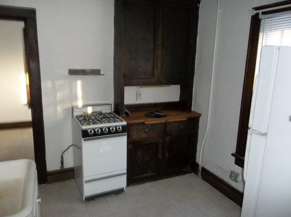 20 S Lucas St APT E