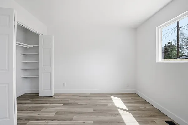 2021 Woodburn St #2023 — Photo 12