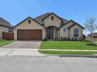 718 Cherry Bark Trl, Waxahachie, TX 75165
