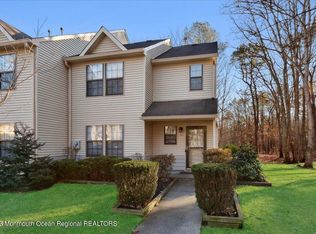 905 Poppy Pl, Jackson, NJ 08527