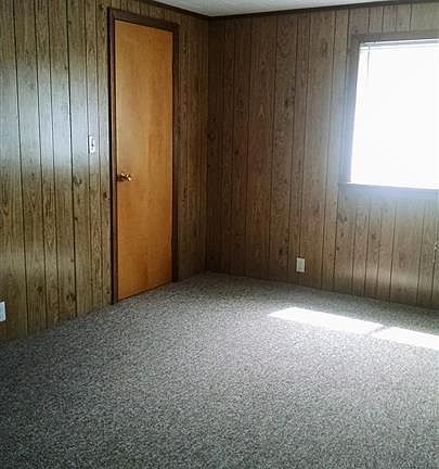 5th image of 422 S Stewart Ave #2