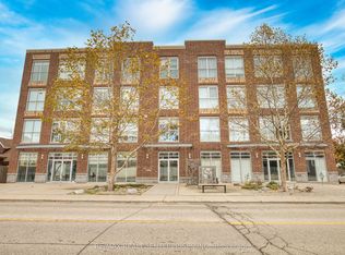 36 Regina St N #403, Waterloo, ON N2J3A2