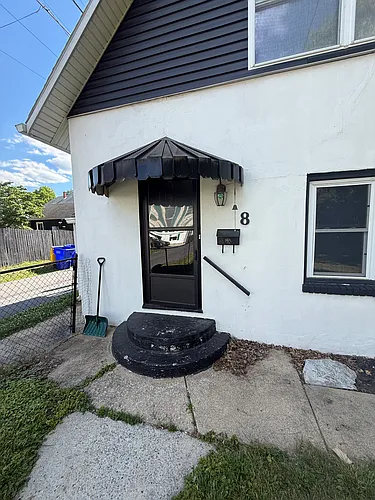 8 S Washington St #1 Photo 1